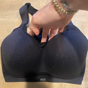 VICTORIAS SECRET PUSH UP SPORTS BRA